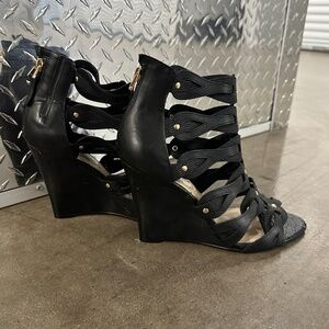 GUESS “Jilly” Black Wedge Sandals | Women’s 8.5 M | Never Worn